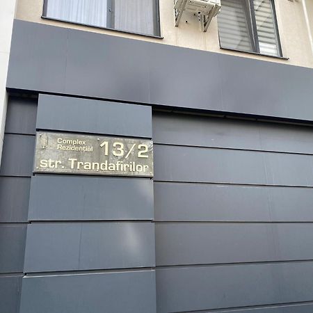 Apartament Comfort Centru キシナウ エクステリア 写真
