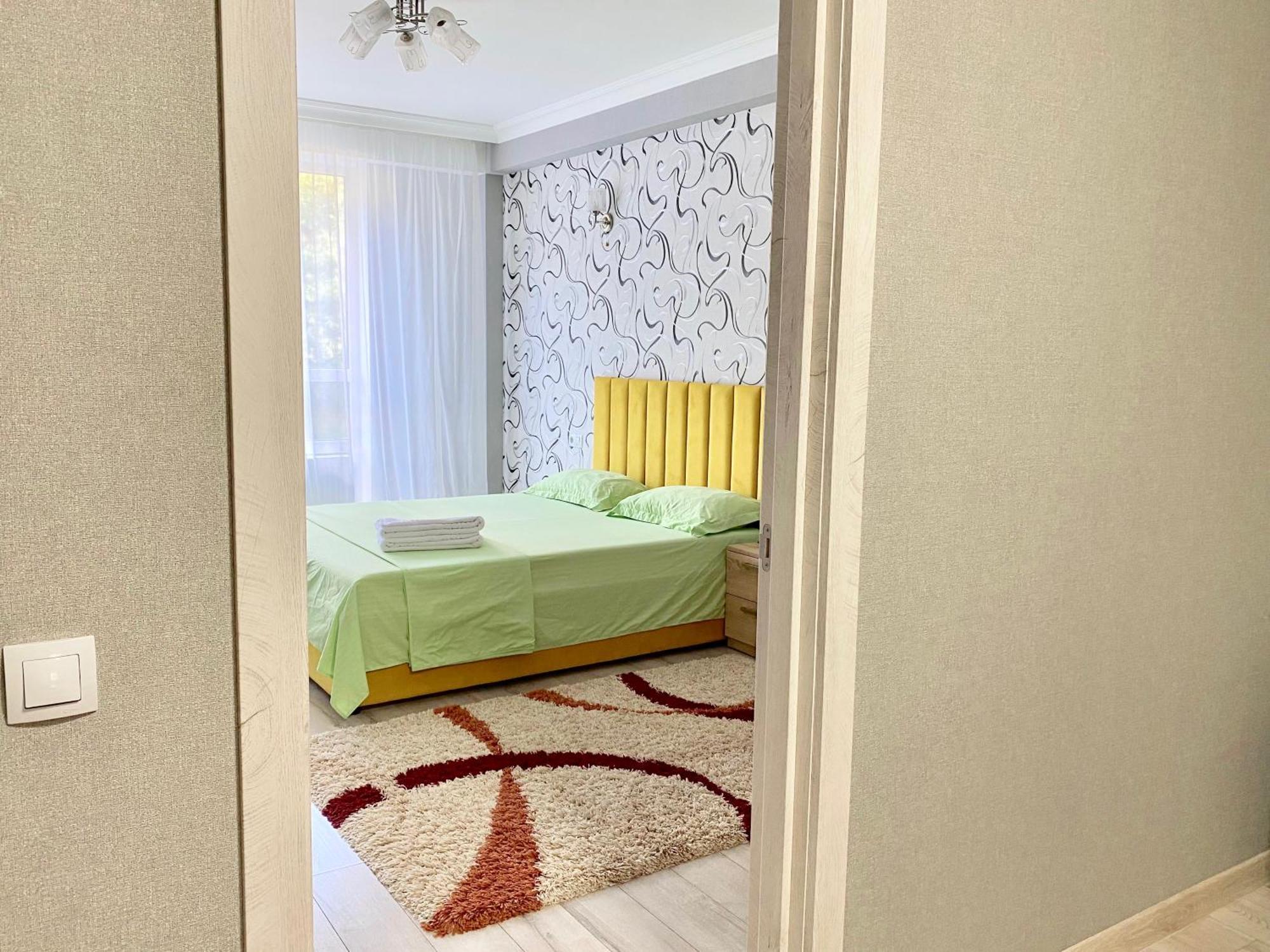 Apartament Comfort Centru キシナウ エクステリア 写真