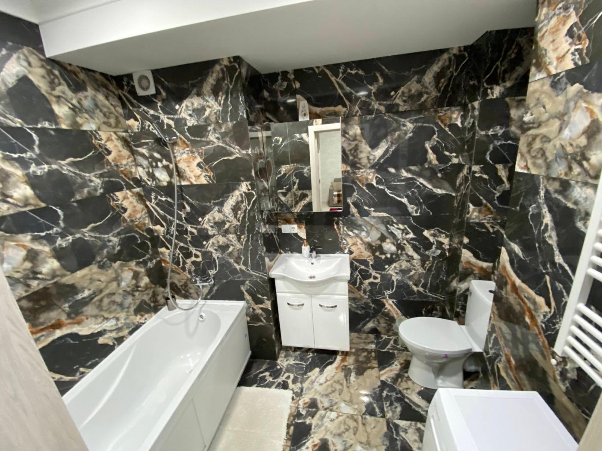 Apartament Comfort Centru キシナウ エクステリア 写真